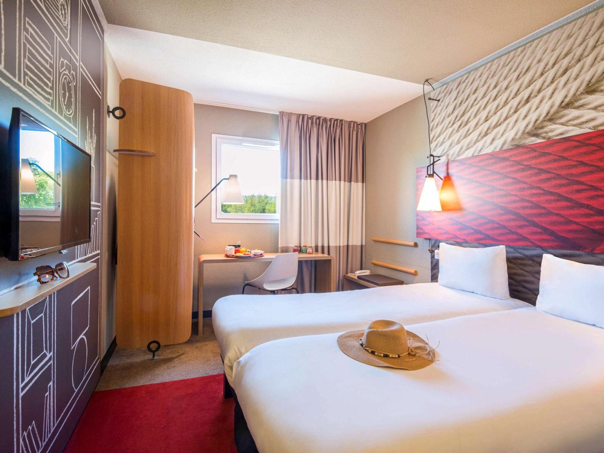 מלון Ibis Manosque Cadarache מראה חיצוני תמונה